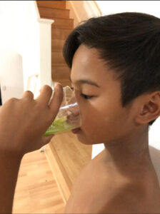Royce Drinking Celery Medium